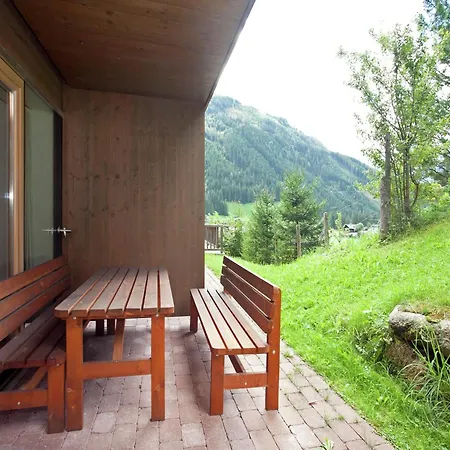 Cozy Masionette With Sauna Near Koenigsleiten Hébergement de vacances Wald im Pinzgau